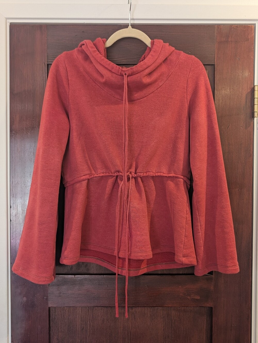 Medium Rhubarb Bohemian Folk Hooded Drawstring Waist Fleece Long Sleeve Top